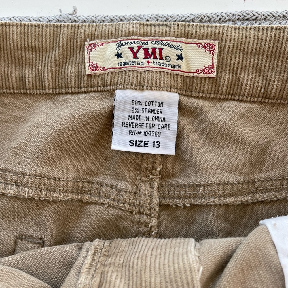 Vintage YMI Y2K Tan Corduroy Lace Trim Mini Skirt Size 13 - Picture 4 of 9